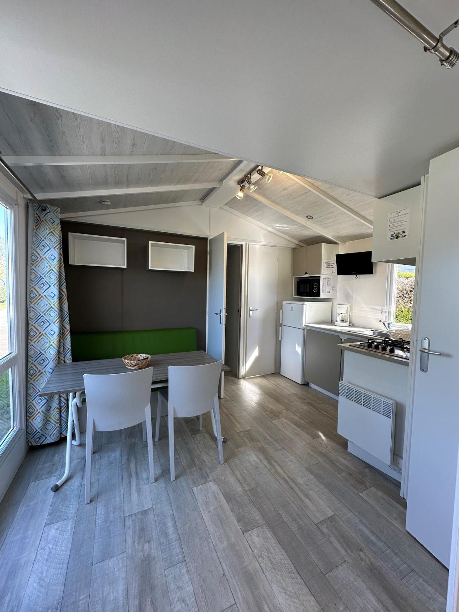 Camping Le Moulin De La Salle Les Sables-dʼOlonne Екстериор снимка